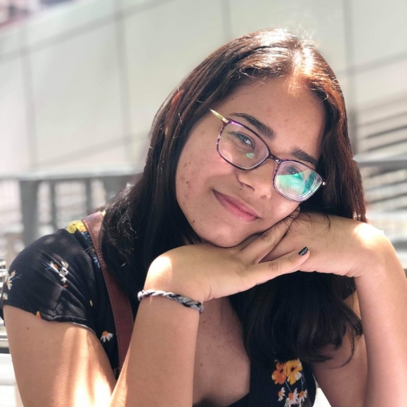 Meet your Posher, Giovanna - Picture 1 of 1